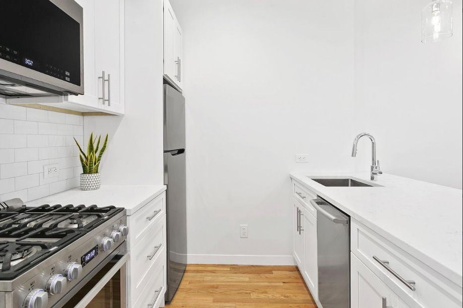38 3rd Street, Unit 3R Brooklyn, NY 11231 - Photo 3 of 7