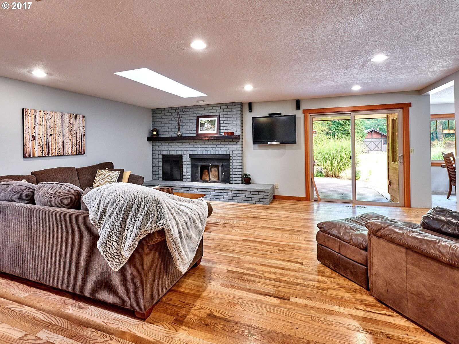 17488 Powers Creek Loop Road Northeast Silverton, OR 97381 - Photo 16 of 32 Gallery Image 16
