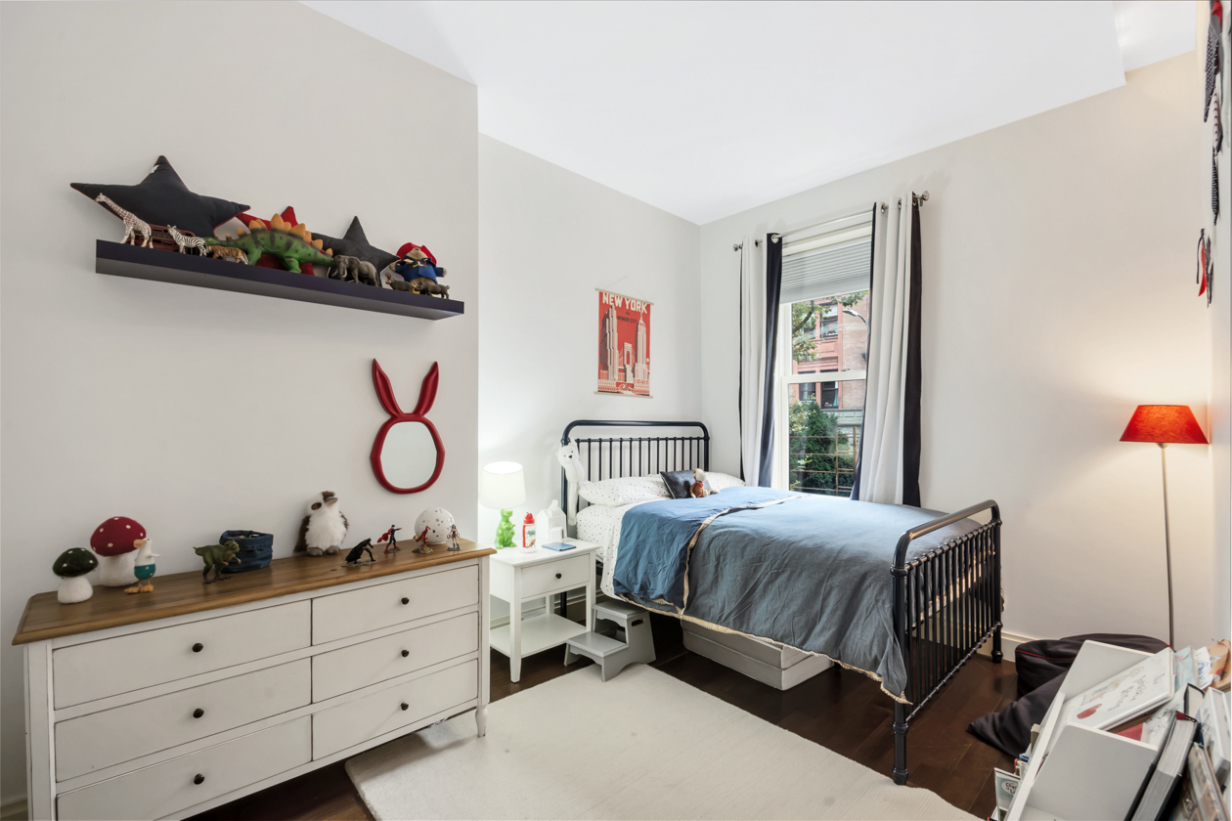 81 Remsen Street, Unit 2 Brooklyn, NY 11201 - Photo 16 of 19