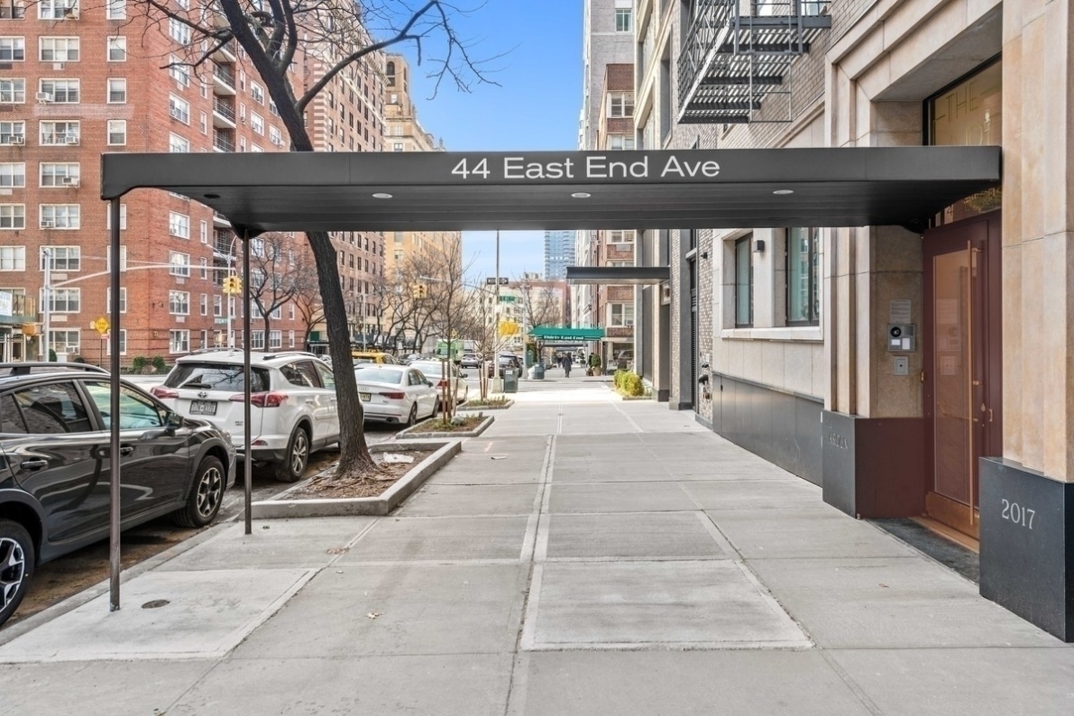 44 East End Avenue, Unit 5A Manhattan, NY 10028 - Photo 9 of 14