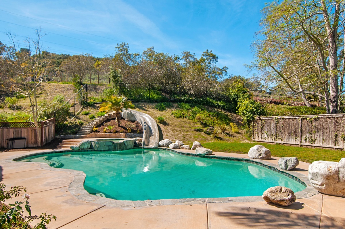 13414 Racetrack View Court Del Mar, CA 92014 - Photo 12 of 16