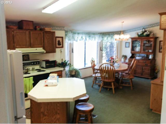 21070 Tumalo Road Bend, OR 97703 - Photo 8 of 14