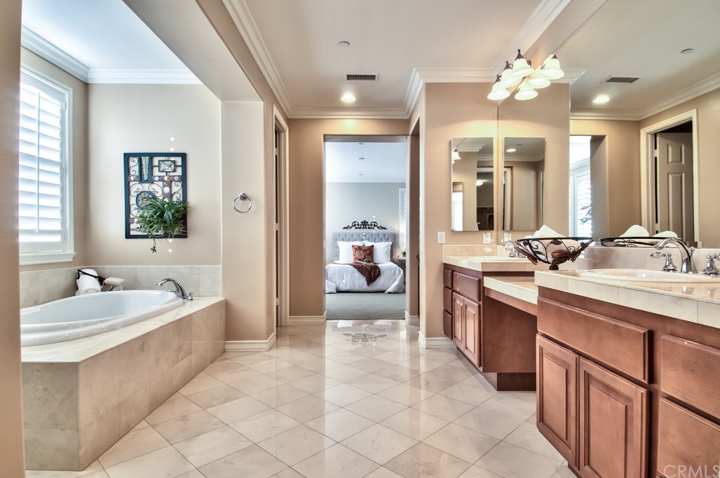 2148 Sageleaf Circle Corona, CA 92882 - Photo 27 of 74