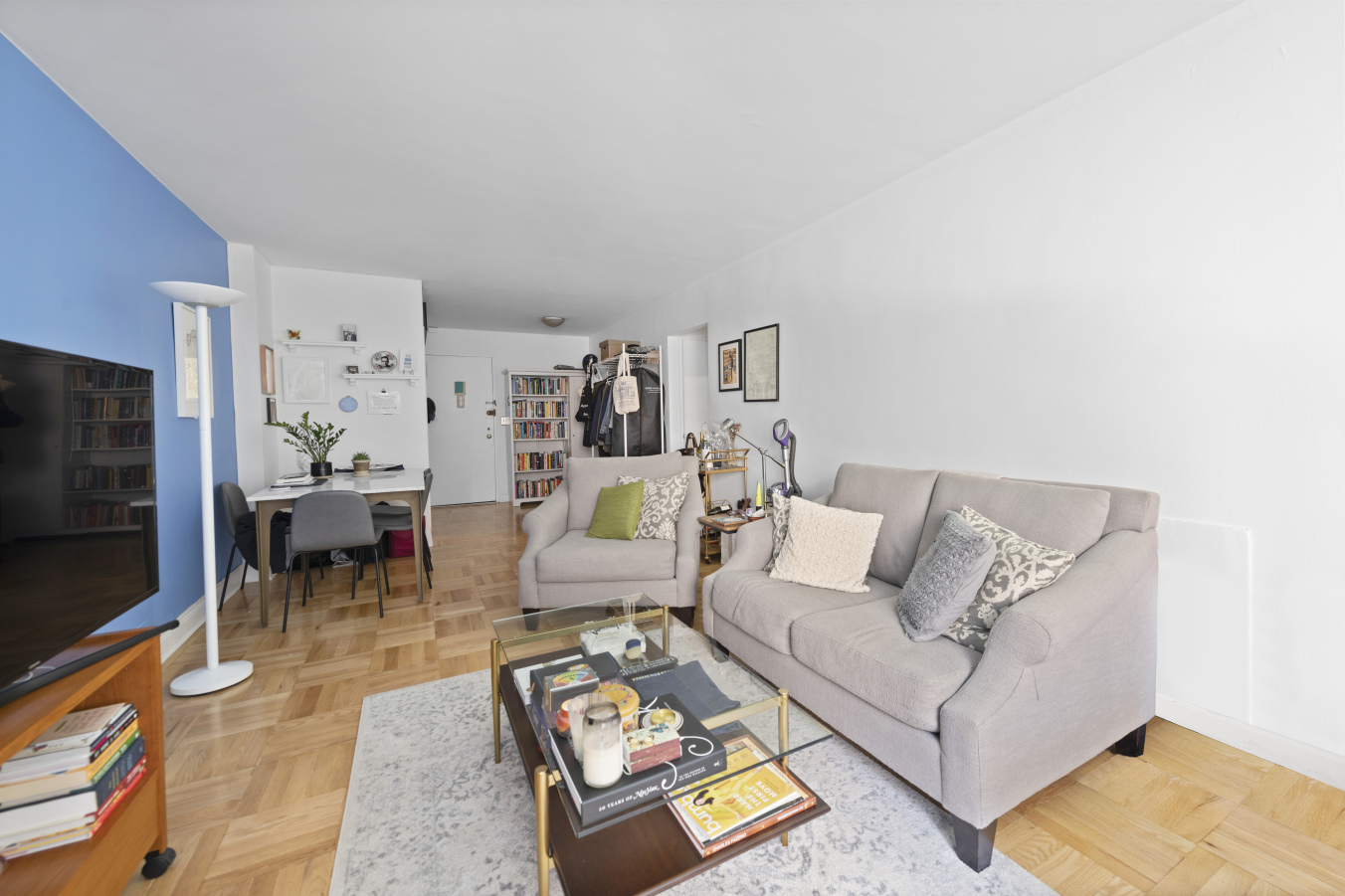 411 East 53rd Street, Unit 3B Manhattan, NY 10022 - Photo 3 of 6