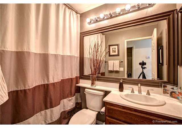 1909 Lagrange Road Chula Vista, CA 91913 - Photo 18 of 25 Downstairs full bathroom