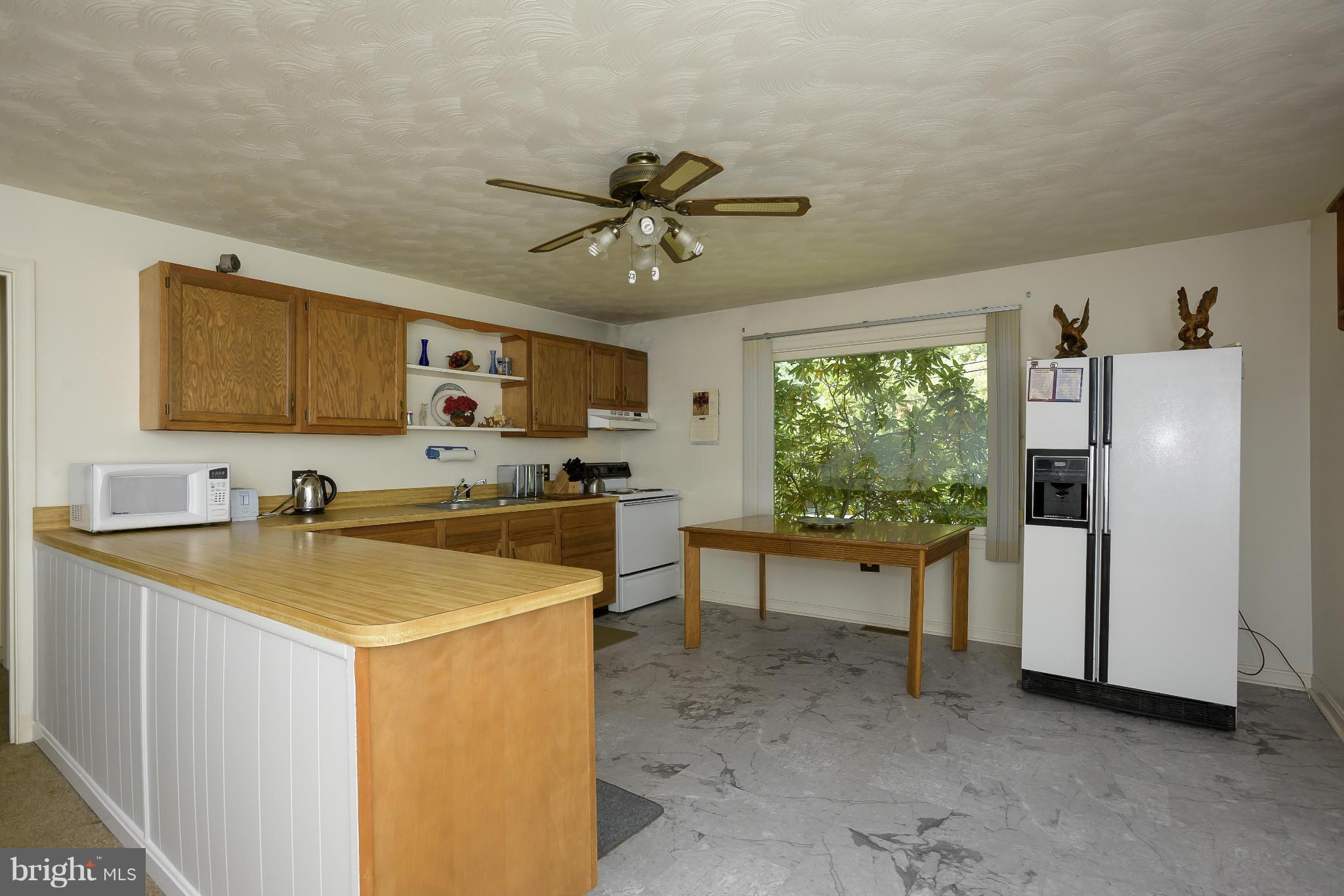 9039 Dumhart Road Laurel, MD 20723 - Photo 4 of 26 Gallery Image 4