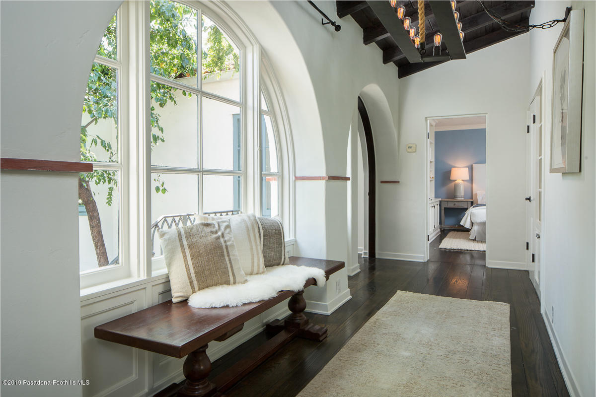 250 Hillside Road South Pasadena, CA 91030 - Photo 33 of 70