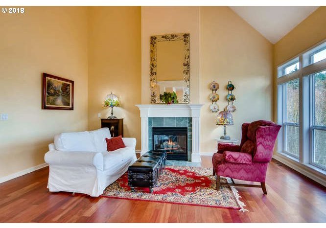 12835 Southwest Ridgefield Lane Tigard, OR 97223 - Photo 23 of 31 Gallery Image 23
