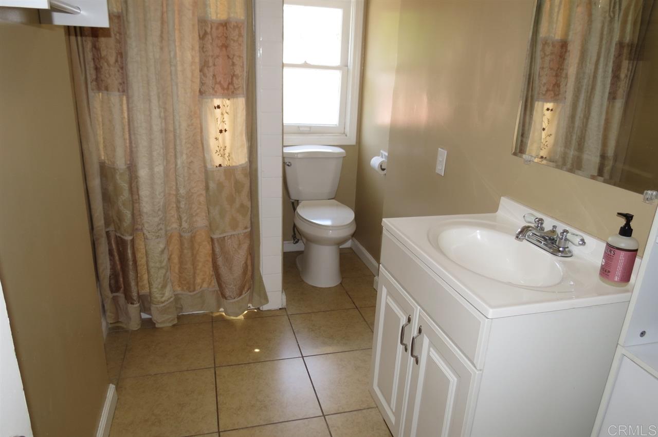 409 South Tulip Street Escondido, CA 92025 - Photo 12 of 25