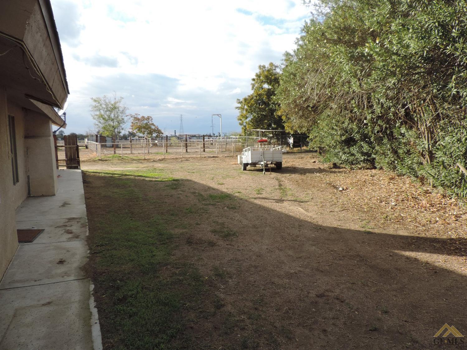 340 Pacheco Road Bakersfield, CA 93307 - Photo 15 of 24 Gallery Image 15