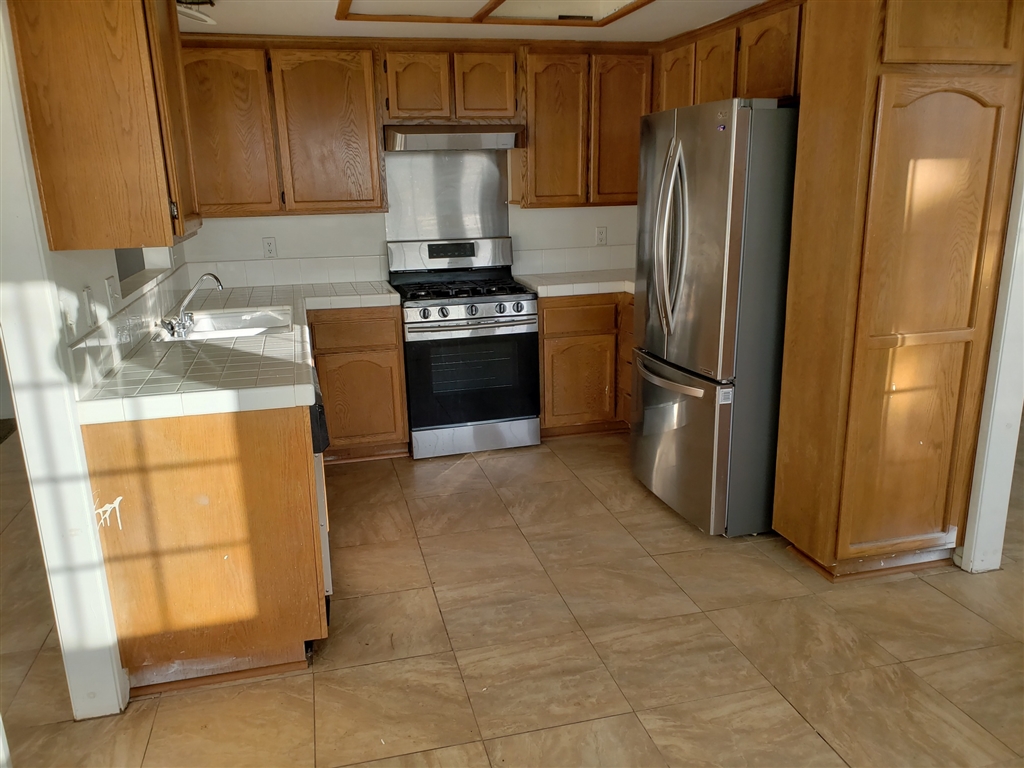 6899 Watercourse Drive Carlsbad, CA 92011 - Photo 9 of 20