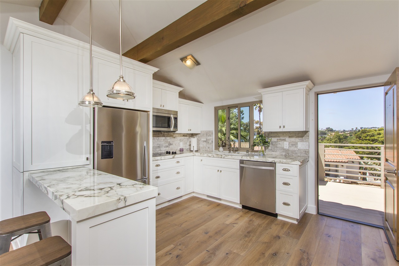 2810 Hidden Valley Road La Jolla, CA 92037 - Photo 17 of 25