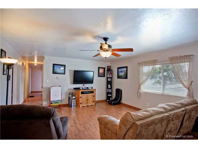 1231 Maria Avenue Spring Valley, CA 91977 - Photo 2 of 22 Gallery Image 2