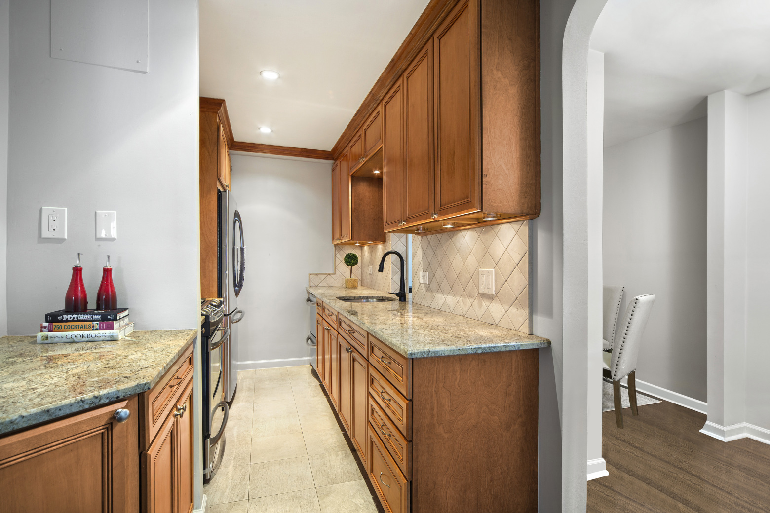 330 East 80th Street, Unit 5KL Manhattan, NY 10075 - Photo 3 of 6