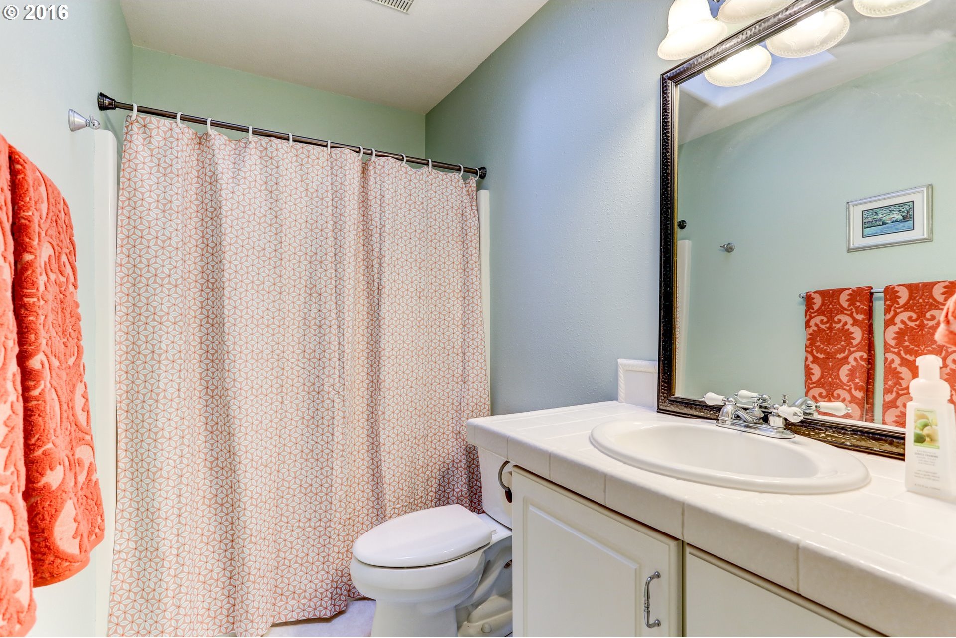 8148 Southwest 54th Avenue Portland, OR 97219 - Photo 22 of 22 Gallery Image 22