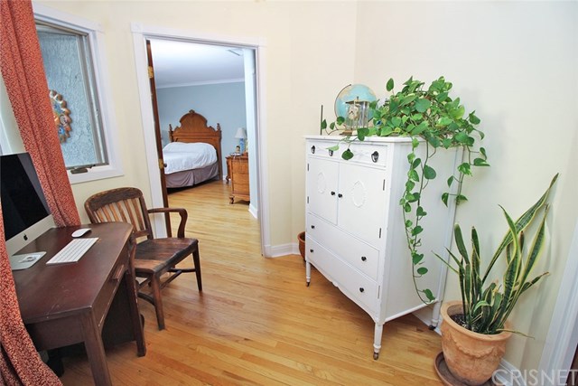 25123 Wheeler Road Newhall, CA 91321 - Photo 5 of 15