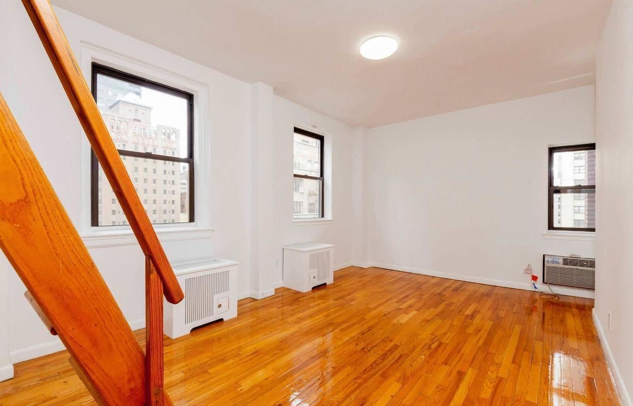 138 East 38th Street, Unit 6E Manhattan, NY 10016 - Photo 2 of 5