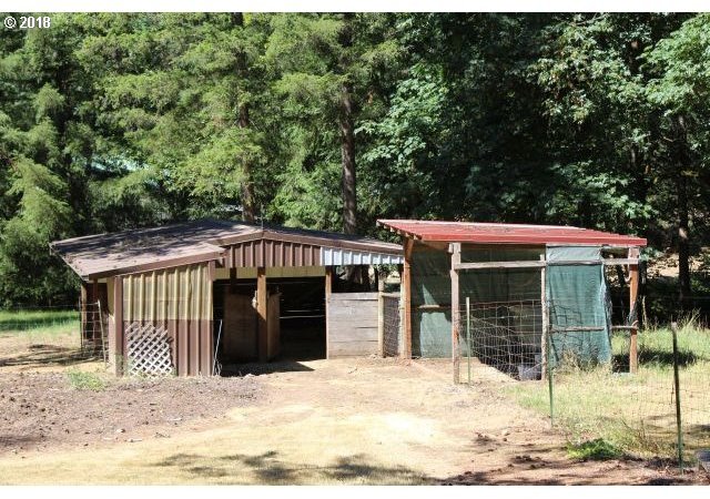 24042 South Engstrom Road Colton, OR 97017 - Photo 15 of 32 Gallery Image 15
