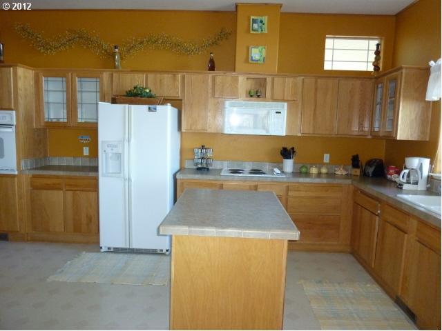33012 Nesika Road Gold Beach, OR 97444 - Photo 6 of 16