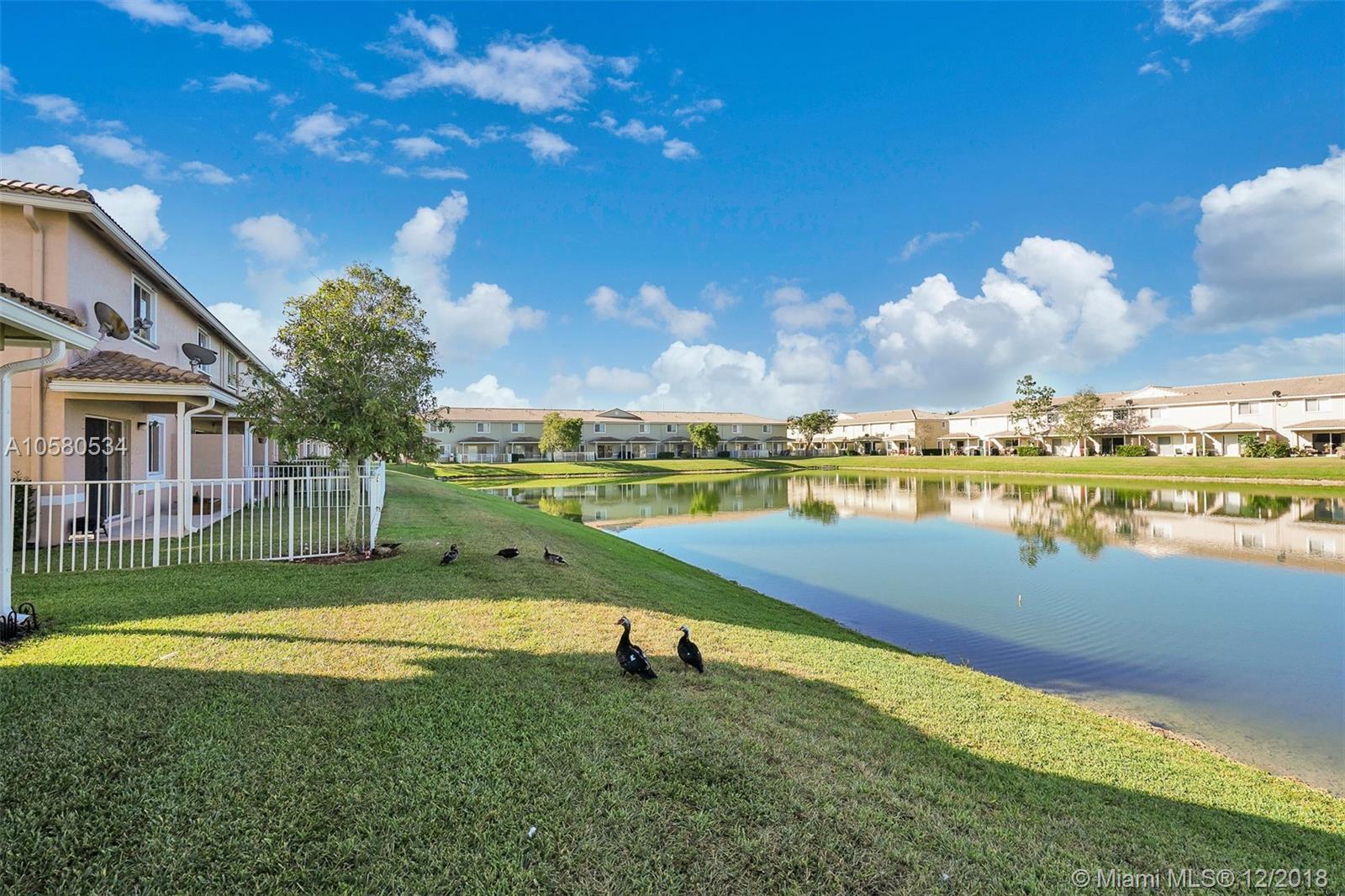 5951 Abbey Road Tamarac, FL 33321 - Photo 16 of 33