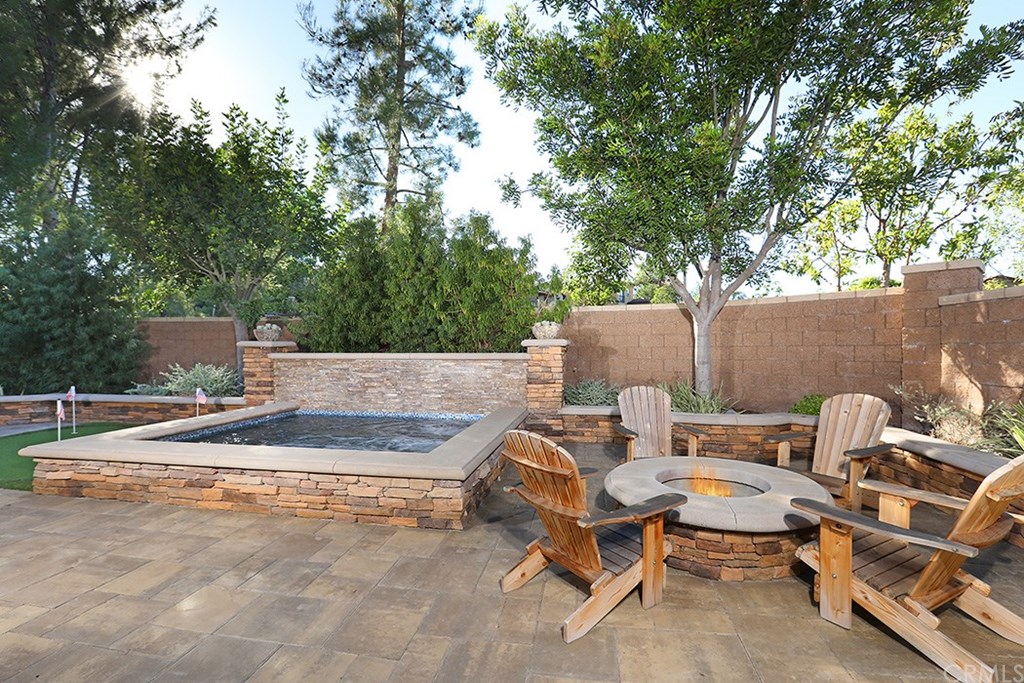 62 Valley Terrace Irvine, CA 92603 - Photo 7 of 29