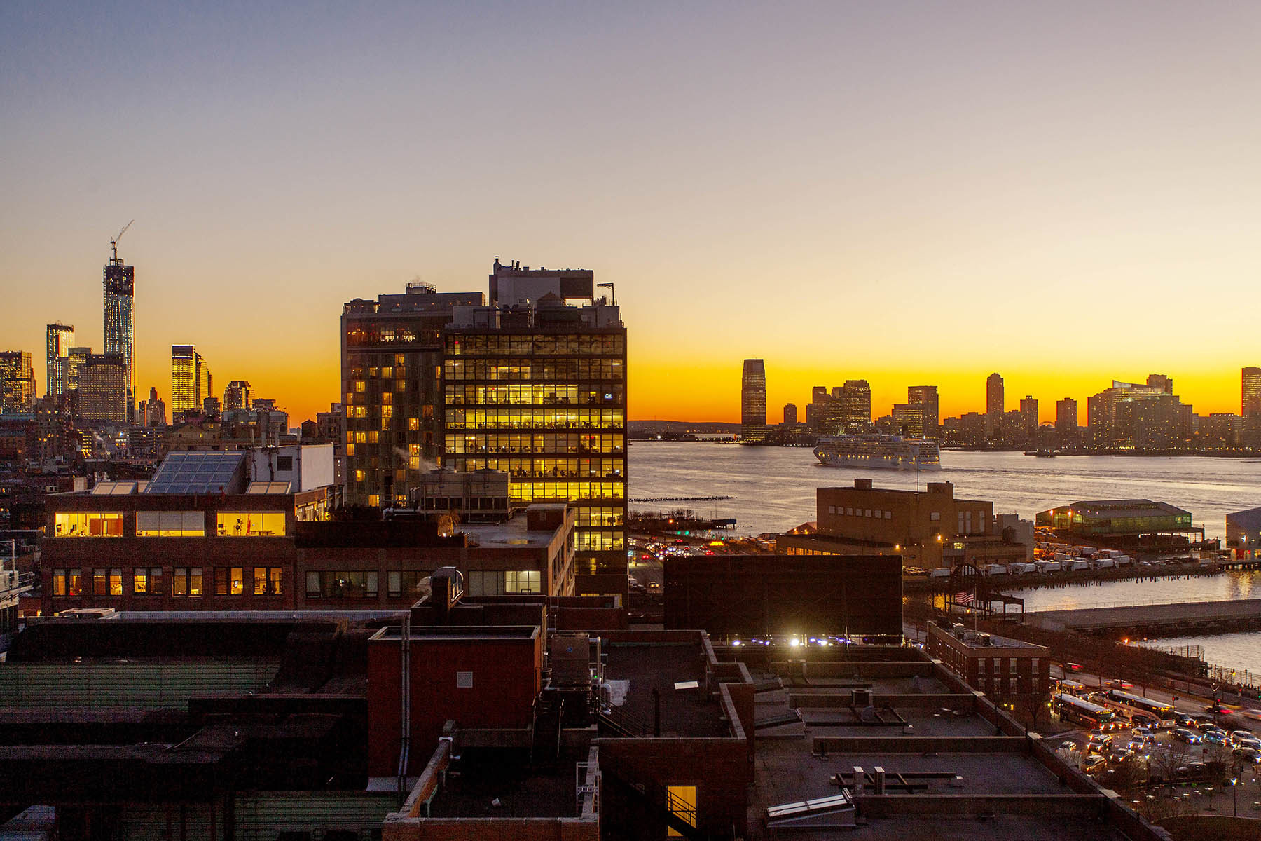 450 West 17th Street, Unit 1709 Manhattan, NY 10011 - Photo 3 of 26