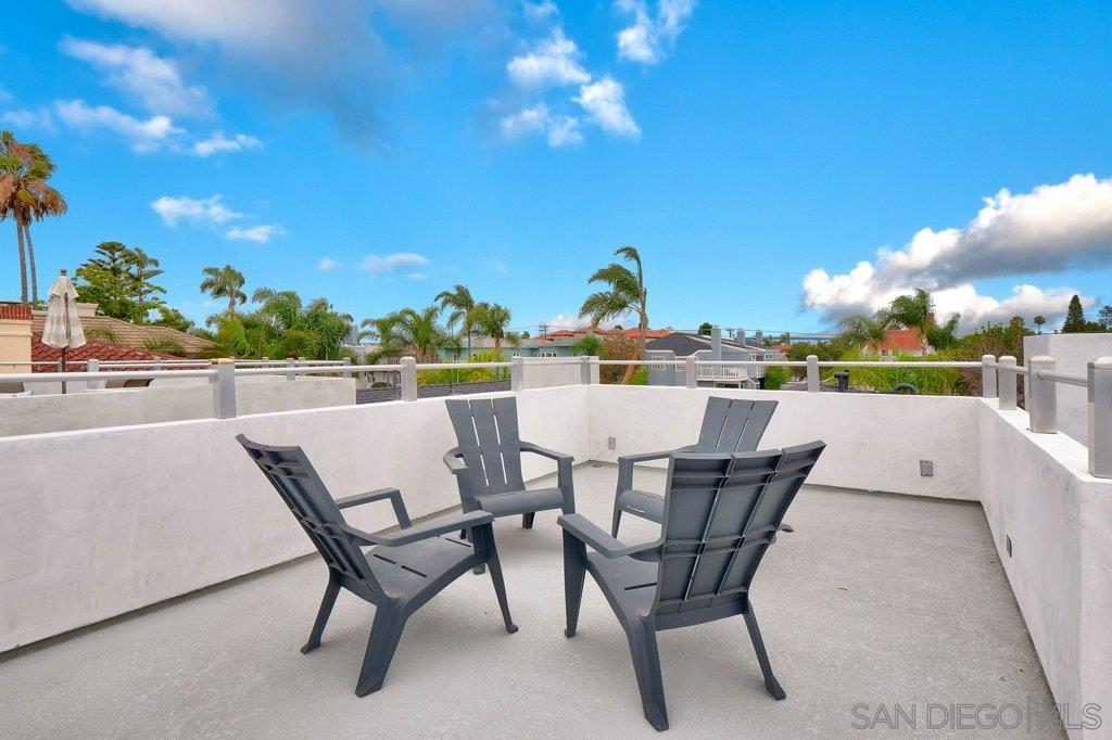 374 D Avenue Coronado, CA 92118 - Photo 23 of 25 Roof Deck With Bridge Views