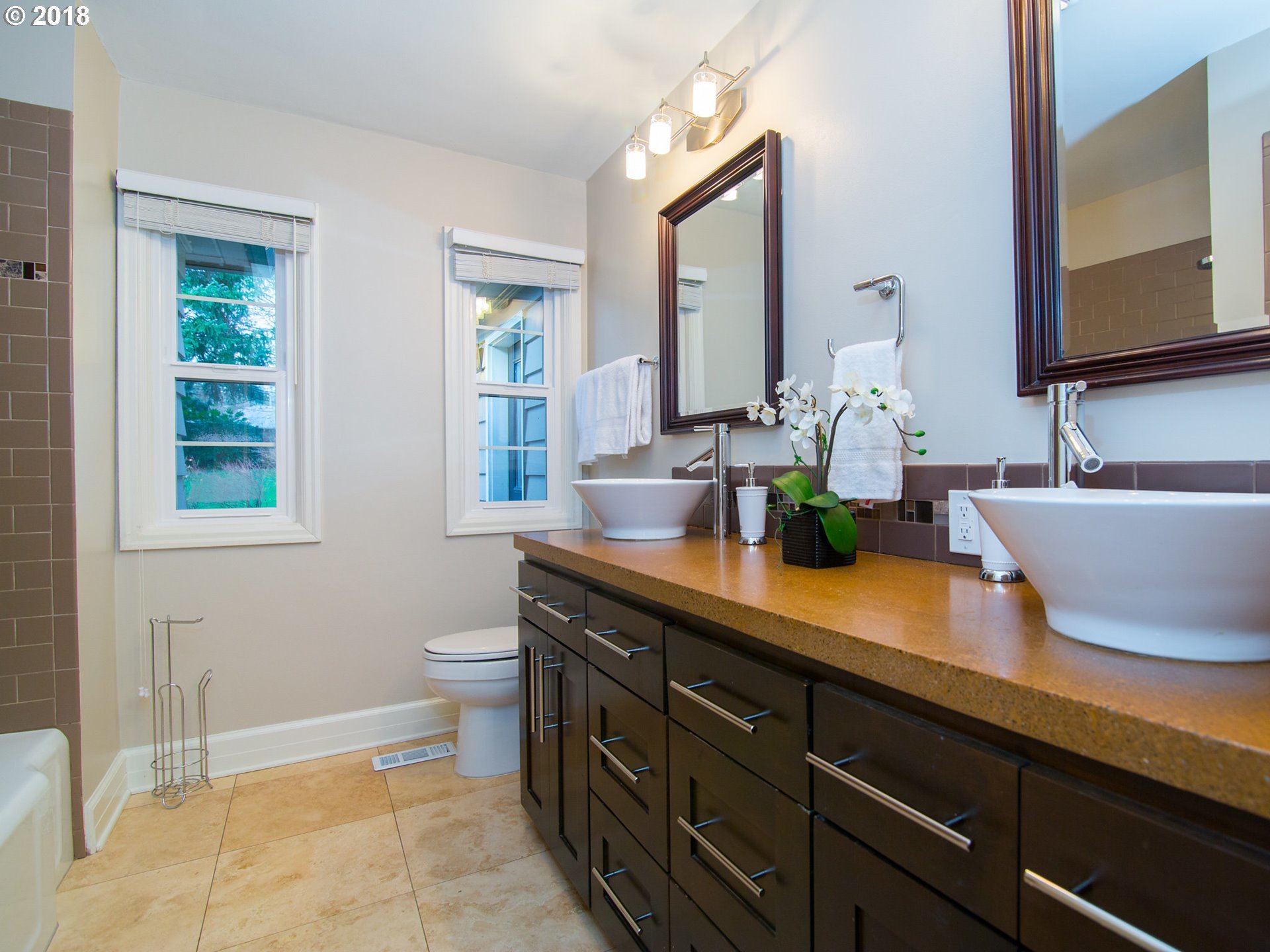 8305 Southwest Birchwood Road Portland, OR 97225 - Photo 14 of 31 Gallery Image 14