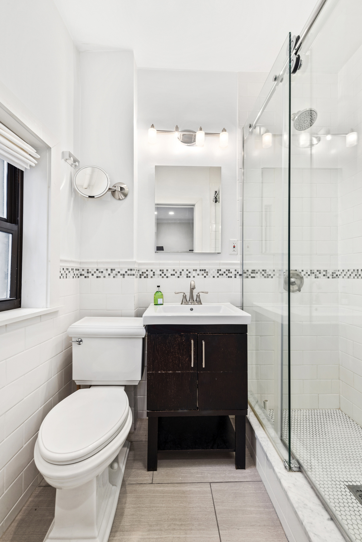 803 Washington Street, Unit 3 Manhattan, NY 10014 - Photo 4 of 7