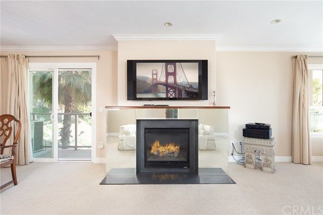 $1,259,000 | 1000 East Ocean Boulevard, Unit 301, Long Beach, CA 90802