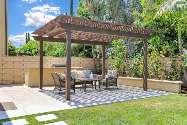 84 Loganberry Irvine, CA 92620 - Photo 33 of 43