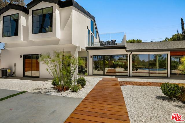 2501 Roscomare Road Los Angeles, CA 90077 - Photo 41 of 43