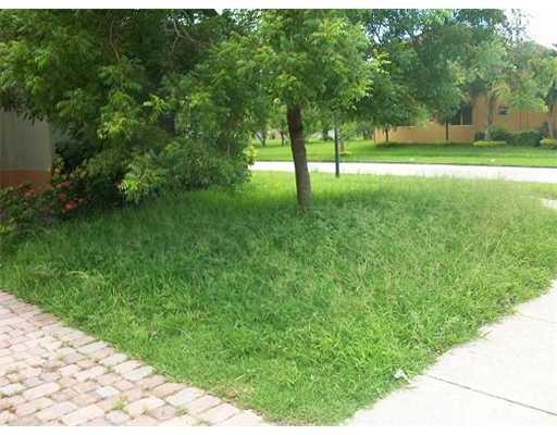 13551 Southwest 256th Street Homestead, FL 33032 - Photo 2 of 8