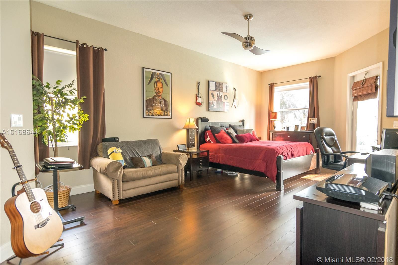 Harbour Lakes Estates Miramar, FL 33029 - Photo 13 of 27