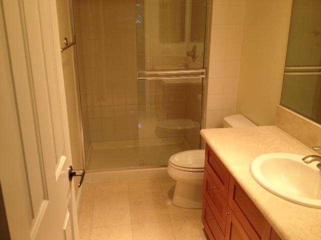 8544 Via Mallorca, Unit B La Jolla, CA 92037 - Photo 5 of 14