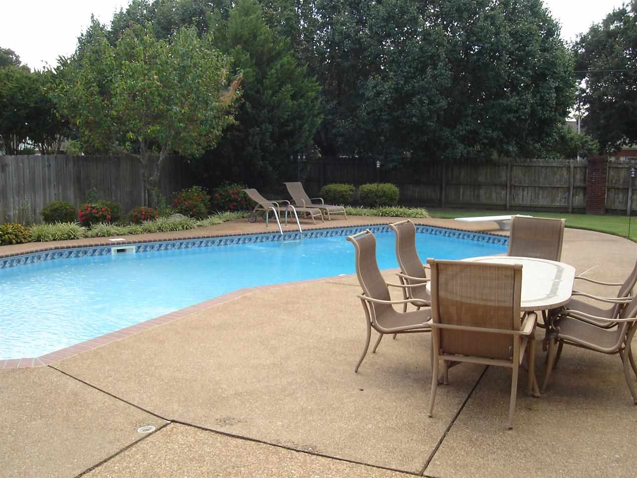 1674 John Ridge Drive Collierville, TN 38017 - Photo 3 of 25 Gallery Image 3