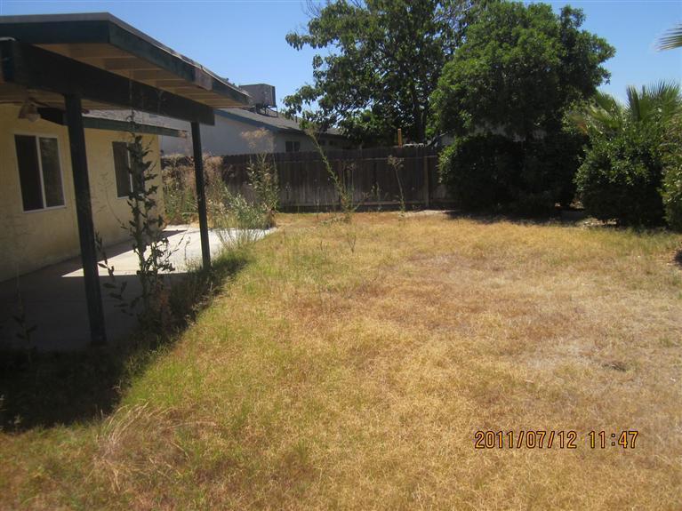 4311 Oregano Road Bakersfield, CA 93313 - Photo 15 of 16