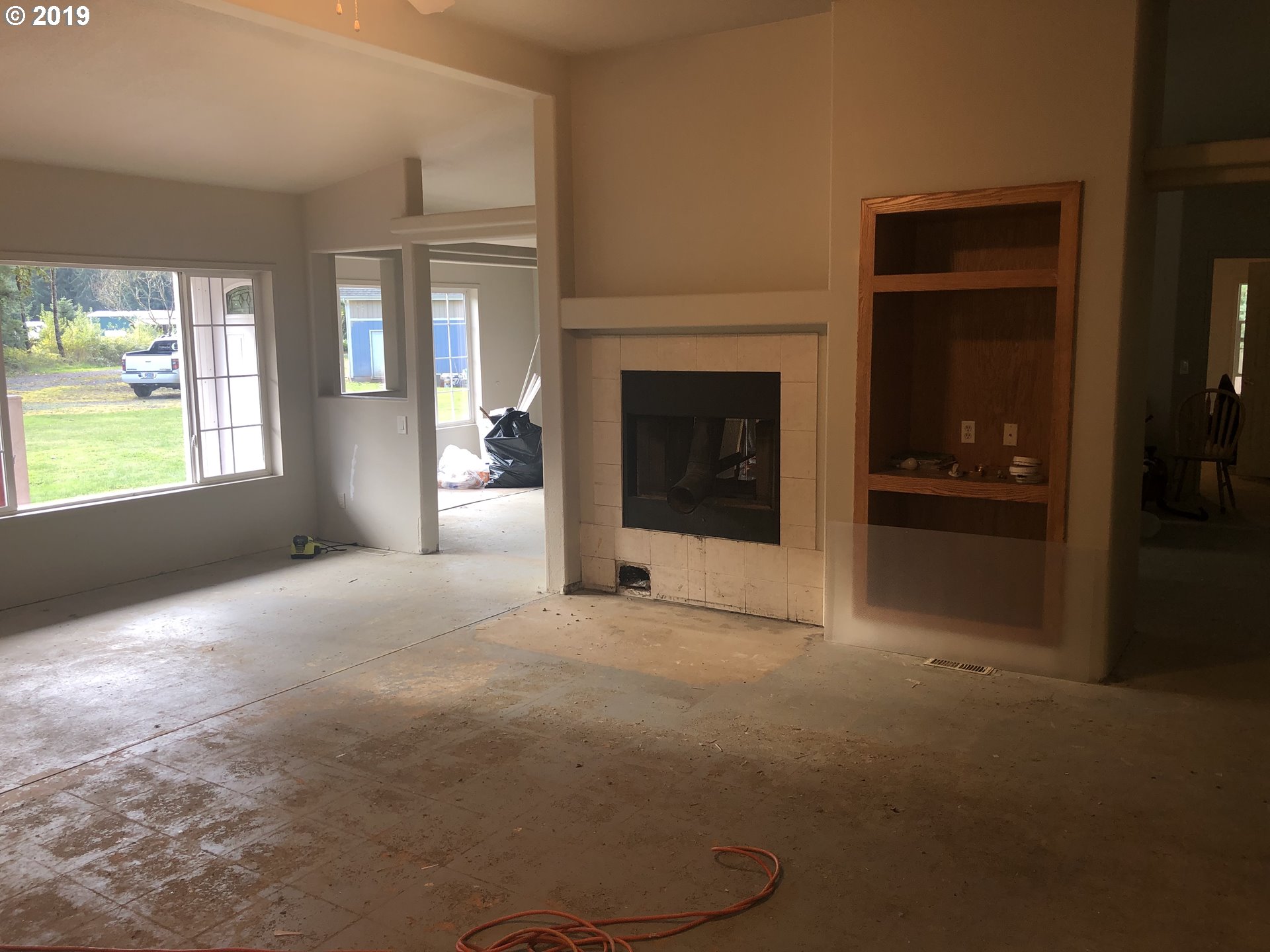 35165 Southeast Surface Road Estacada, OR 97023 - Photo 2 of 32