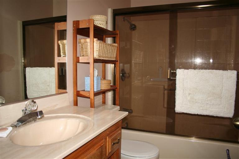 26201 Plateau Way Tehachapi, CA 93561 - Photo 7 of 20