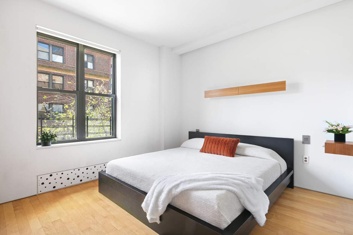 55 West 95th Street, Unit 75 Manhattan, NY 10025 - Photo 4 of 9