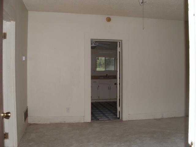 1734 West Raines Road Memphis, TN 38109 - Photo 3 of 7 Gallery Image 3