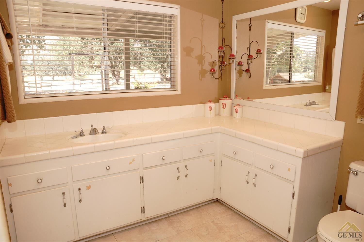 20650 Schell Ranch Road Caliente, CA 93518 - Photo 9 of 17