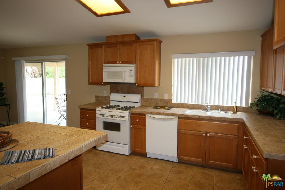 68115 Encinitas Road Cathedral City, CA 92234 - Photo 5 of 17