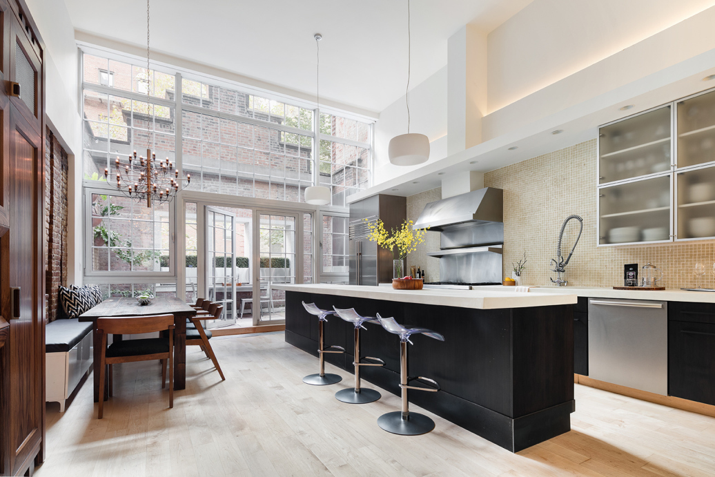 150 East 22nd Street Manhattan, NY 10010 - Photo 5 of 24