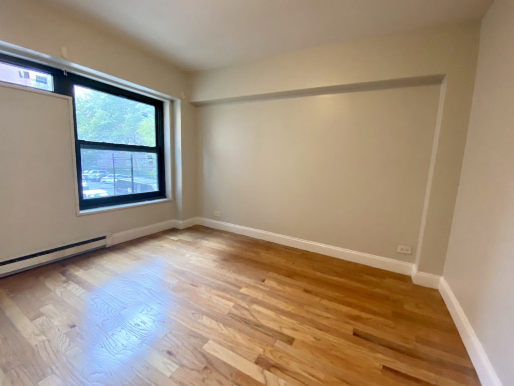 273 West 131st Street, Unit 1G Manhattan, NY 10027 - Photo 5 of 6