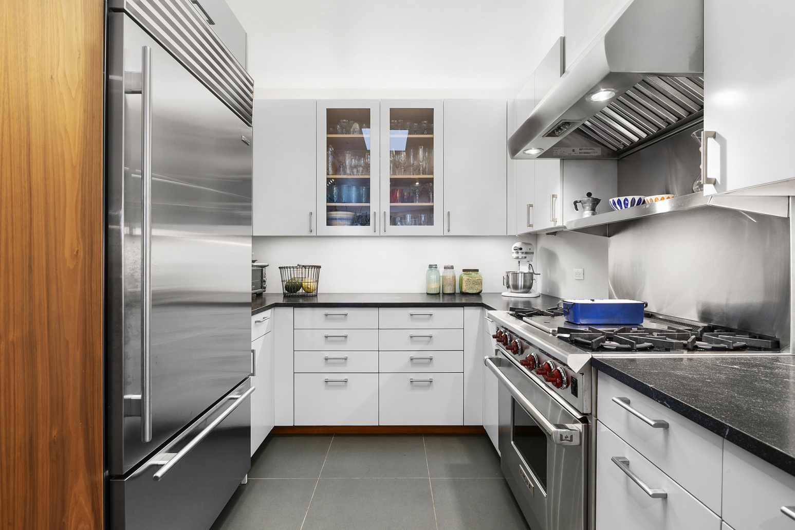 152 Underhill Avenue Brooklyn, NY 11238 - Photo 8 of 26