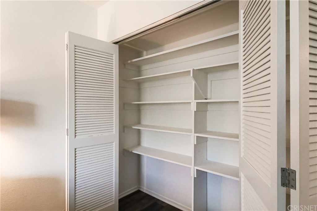 14315 Riverside Drive, Unit 105 Sherman Oaks, CA 91423 - Photo 19 of 42