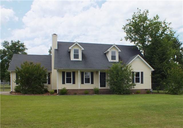3221 Valley Bend Road Murfreesboro, TN 37129 - Photo 5 of 10 Maintenance free exterior features vinyl/metal exterior (no exposed wood to rot), double pane, replacement windows and mature landscaping. The roof is comprised of a 30 year architectural shingle. Huge lot. Welcome home!