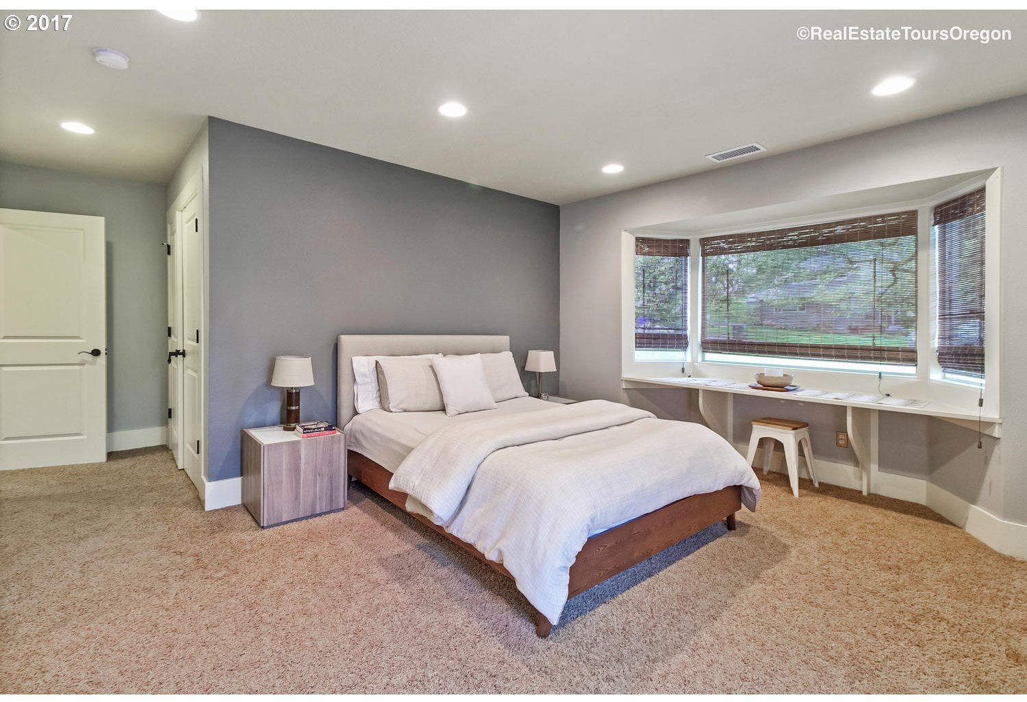 2645 Southwest Maple Lane Portland, OR 97225 - Photo 16 of 32 Gallery Image 16