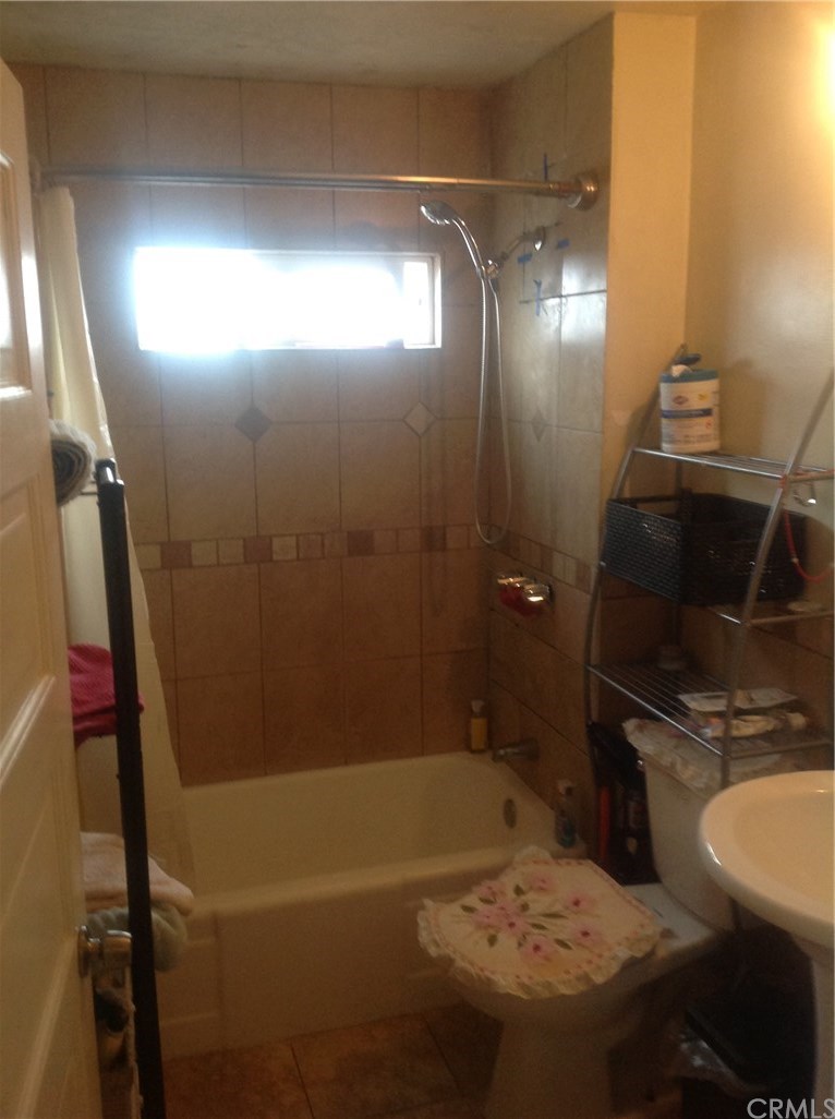 1463 Orange Avenue Long Beach, CA 90813 - Photo 33 of 51